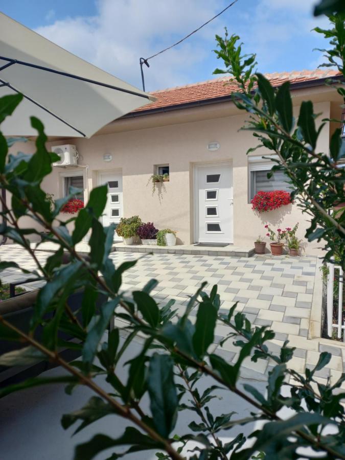 Leda Apartmani Smederevo Bagian luar foto