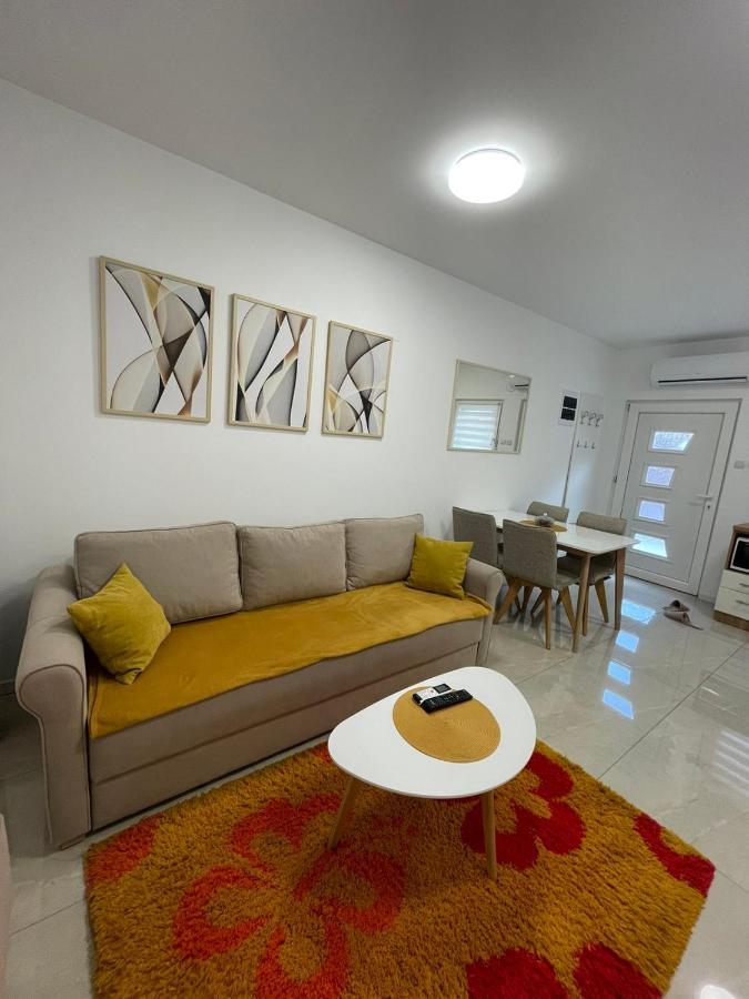 Leda Apartmani Smederevo Bagian luar foto