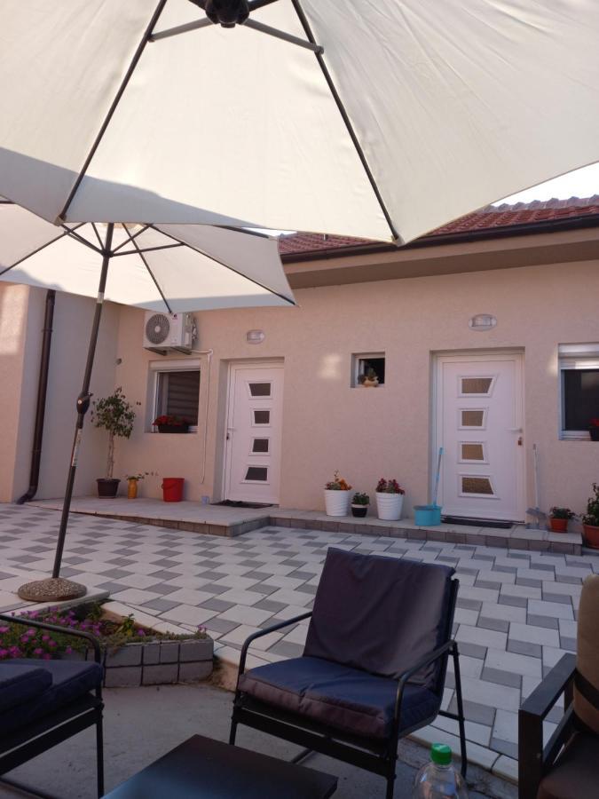 Leda Apartmani Smederevo Bagian luar foto